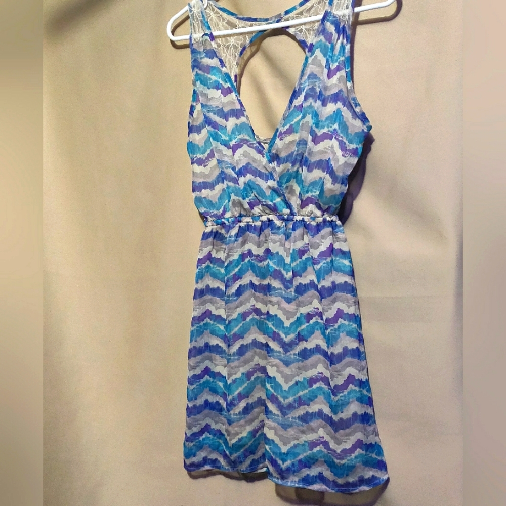 💕3/$10 Nwot Lace Cut Out And Sheer Overlay Dress Or Top